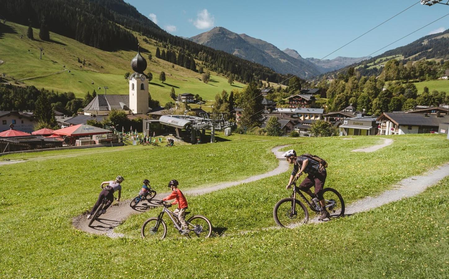 Apartments Salzburgerhof Saalbach-Hinterglemm Extérieur photo